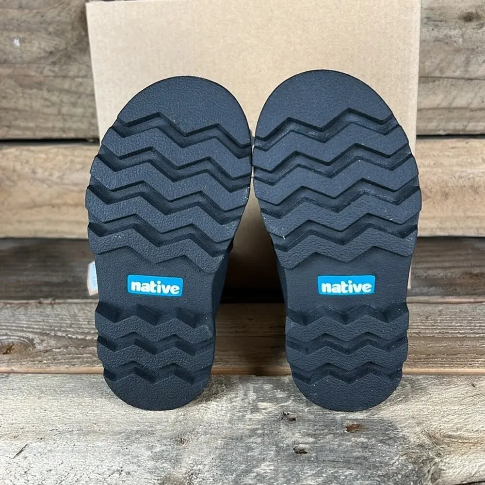 Native Kensington Treklite - Jiffy Black - C7 - New in box